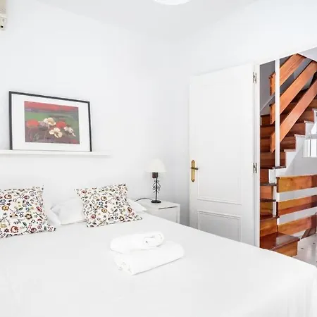 Miramar Sunny Patio In By Costarentals - Ref 79 *