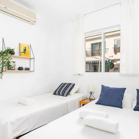 Miramar Sunny Patio In By Costarentals - Ref 79 Apartment