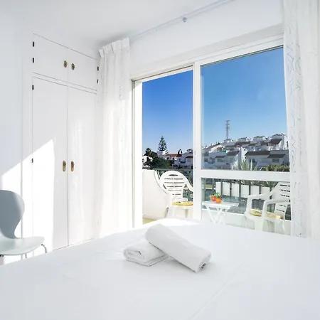 Miramar Sunny Patio In By Costarentals - Ref 79 شقة *