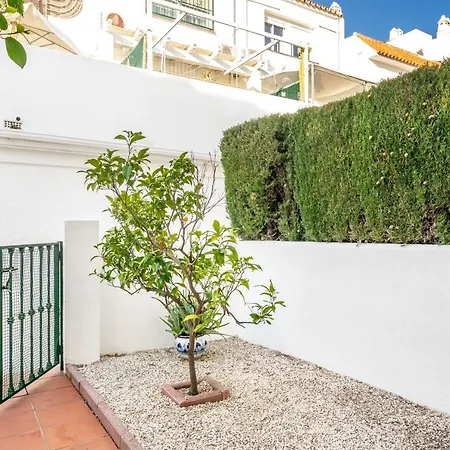 Apartment Miramar Sunny Patio In By Costarentals - Ref 79 Fuengirola
