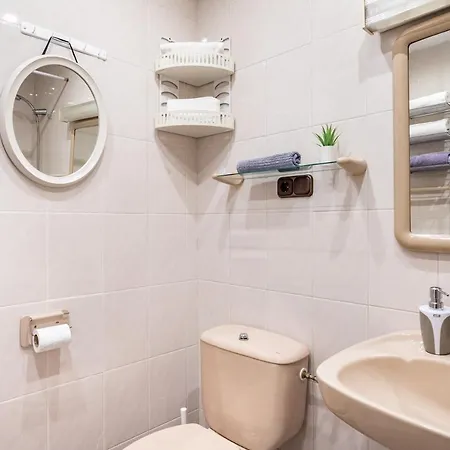 Miramar Sunny Patio In By Costarentals - Ref 79 *