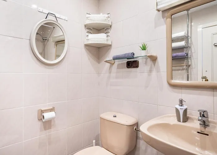 Miramar Sunny Patio In By Costarentals - Ref 79 *