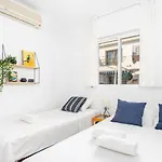 Miramar Sunny Patio In By Costarentals - Ref 79 Apartment